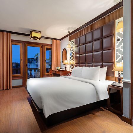 Classy Holiday Hotel & Spa Hanoi Bagian luar foto