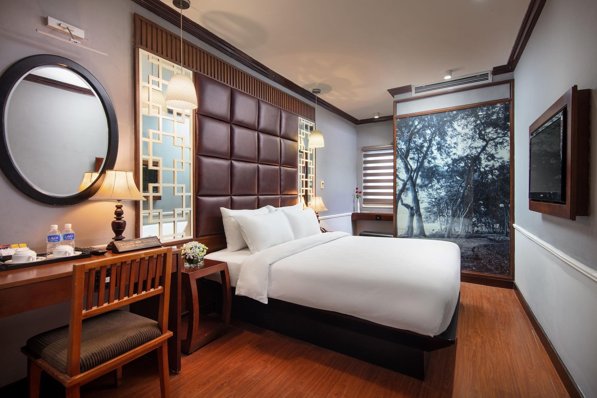 Classy Holiday Hotel & Spa Hanoi Bagian luar foto