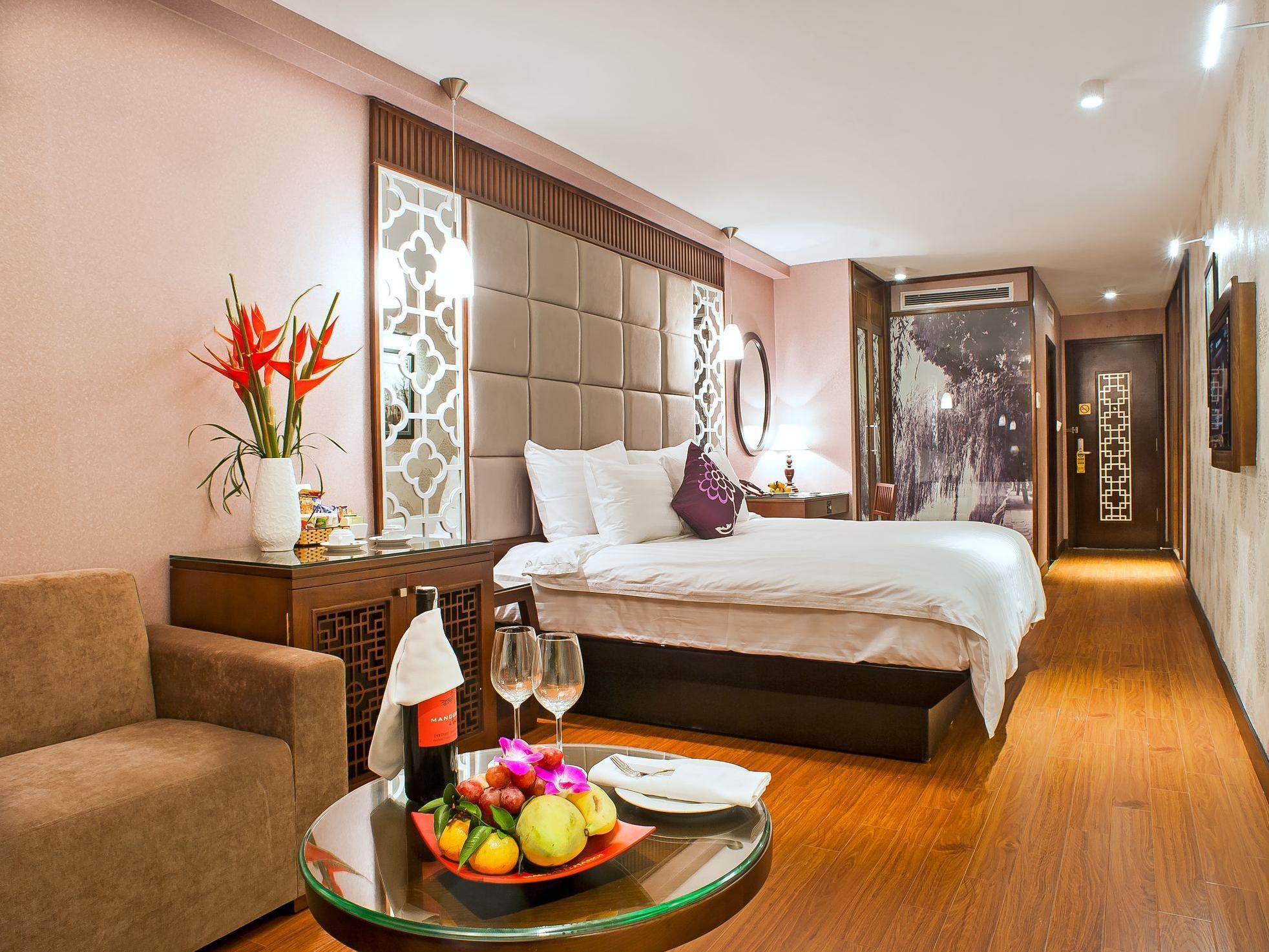 Classy Holiday Hotel & Spa Hanoi Bagian luar foto