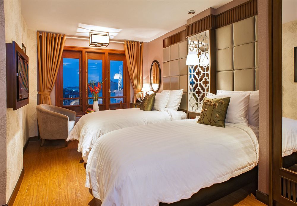 Classy Holiday Hotel & Spa Hanoi Bagian luar foto
