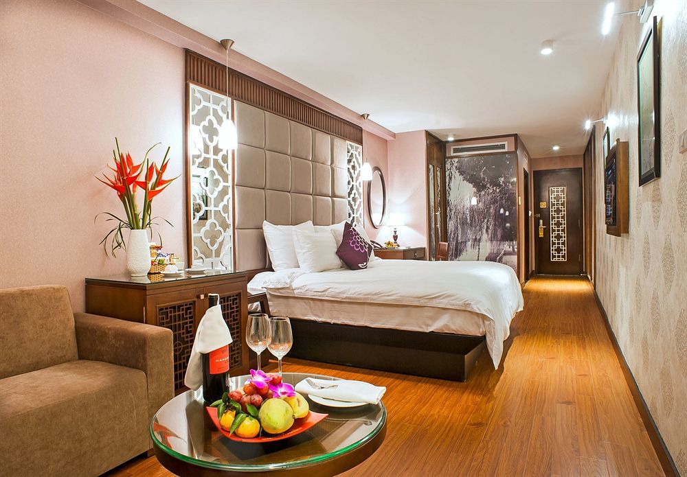 Classy Holiday Hotel & Spa Hanoi Bagian luar foto